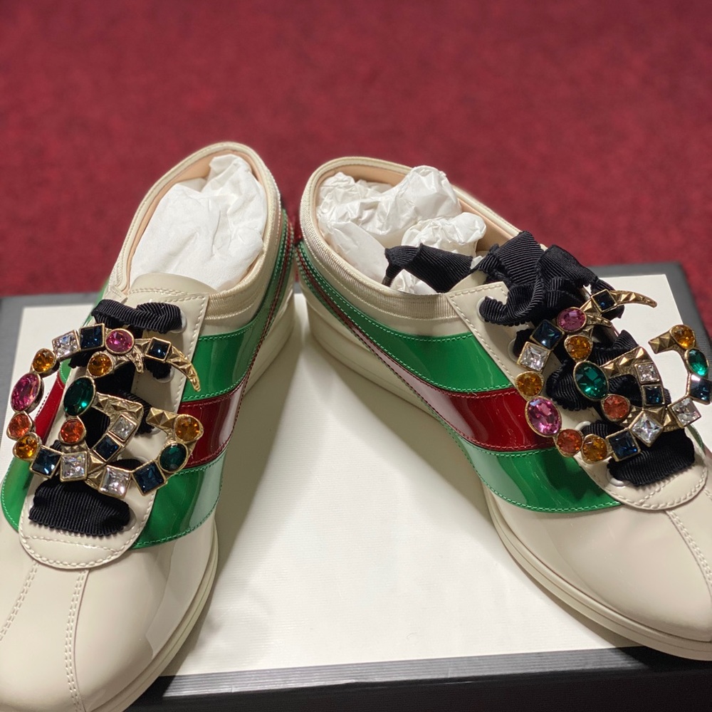 Gucci Vernice Crystal sneakers never worn UK 38